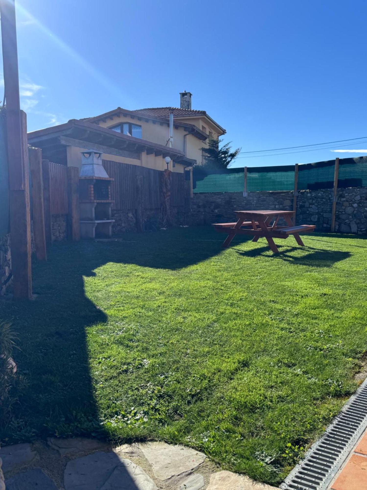 La Casina Villa Ovinana  Luaran gambar